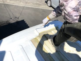多治見市で作業車の塗り替え 下塗り塗装