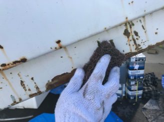 多治見市で作業車の塗り替え さび落とし
