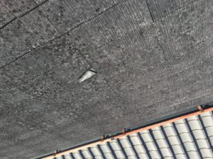 多治見市土岐市　屋根の塗り替え　瓦の欠け