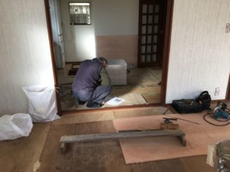 多治見市 床下収納庫の交換 床の張り替え