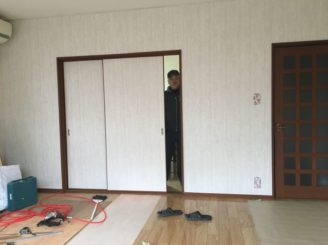 多治見市 絨毯の床の張り替え 大工工事