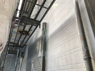 可児市で外壁塗装 下塗り塗装