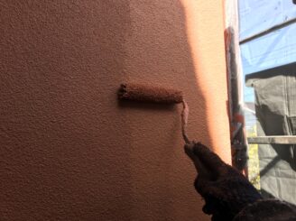 多治見市で外壁塗装 外壁上塗り塗装