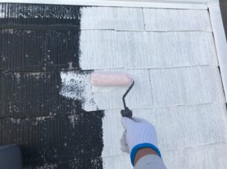 可児市で屋根外壁の塗り替え 屋根の下塗り塗装