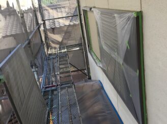多治見市で外壁塗装 窓養生完成