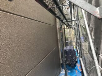 土岐で外壁塗装 塗り替え工事 付帯部 雨戸塗り替え 外壁塗り替え 防カビ