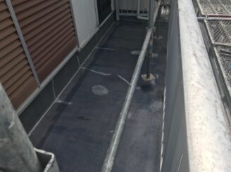 春日井市で屋根葺き替え工事　カバー工法　ベランダ防水工事　