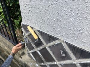 恵那市、ブロック塀の下塗り塗装