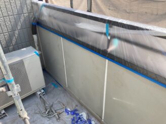 美濃加茂市で屋根外壁　遮熱塗料で塗り替え　ベランダ内部　目地打ち替え完成　目地劣化