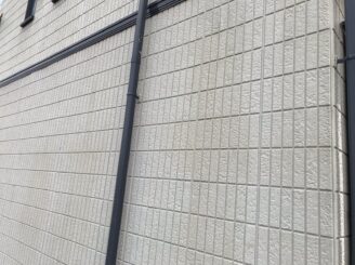 美濃加茂市で屋根外壁塗装　外壁に汚れ　