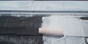 中津川市、屋根の下塗り1回目塗装