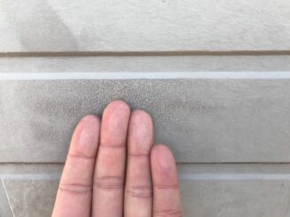 多治見市　瑞浪市で外壁塗装　ベランダ防水工事　屋根カバー工法　ガルテクト　ガルバリウム鋼板　チョーキング現象　塗り替え前　