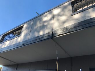 多治見市 瑞浪市で外壁塗装 ベランダ防水工事 屋根カバー工法 ガルテクト ガルバリウム鋼板 ベランダ床膨れ 塗り替え前