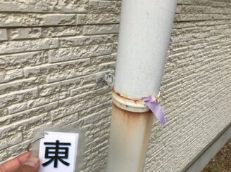 多治見市で屋根外壁塗り替え塗装 シリコン塗料で塗り替え 樋に錆び 樋に汚れ チョーキング現象 目地にひび割れ
