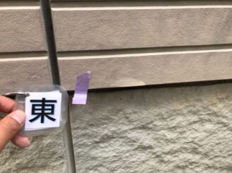 土岐市 瑞浪市で外壁塗装 現調時のお家の状態 施工前 塗り替え前 フッ素塗料で塗り替え 外壁に汚れ汚れ 亀裂