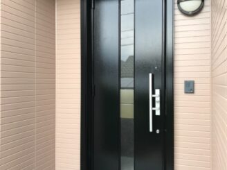 土岐市で外壁塗装 外壁塗り替え塗装工事 フッ素塗料 棟板金塗装 玄関ドア塗り替え 門扉塗り替え
