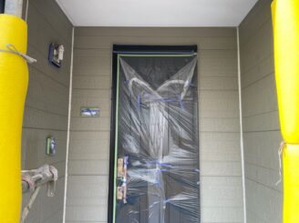 土岐市 瑞浪市 屋根外壁塗り替え塗装工事 外壁目地打ち替え コーキング シーリング 養生完成 玄関養生