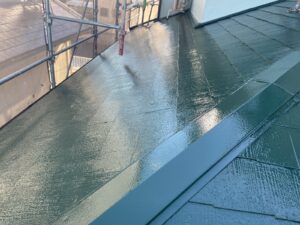 多治見市で屋根外壁塗装　塗り替え塗装　隙間コーキング　棟板金　屋根塗装　シリコン塗料　シリコン塗装　屋根上塗り塗装　完成