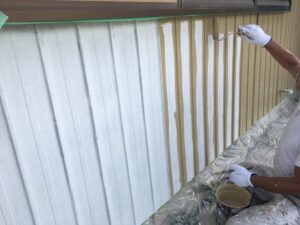 多治見市土岐市　トタン壁の塗装　トタンの塗り替え