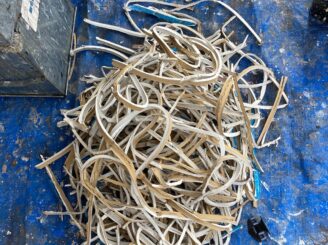 多治見市 アパート 屋根外壁塗り替え塗装 カビの発生 錆の発生 色の退色 変色 色落ち 塗装剥げ ひび割れ 見積り無料 地域密着 養生 窓周り 目地劣化 目地撤去 目地打ち替え
