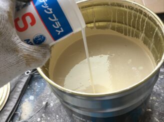 多治見市 外壁塗装工事 塗り替え塗装工事 色の退色 変色 色落ち 現場調査 見積り無料 塗膜剝離 チラシ見て 地域密着 目地打ち替え カビ かび 苔 コケ 色の変退色 塗装色落ち 雨戸 外壁中塗り 防カビ材