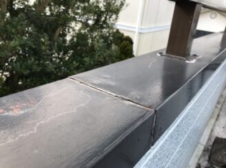 土岐市 外壁塗装 塗り替え工事 色落ち 色の退色 目地 ひび割れ ベランダ劣化 腐食 腐る 現場調査 見積り 無料 地域密着 笠木