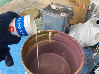 多治見市 アパート 屋根外壁塗り替え塗装 カビの発生 錆の発生 色の退色 変色 色落ち 塗装剥げ ひび割れ 見積り無料 地域密着 養生 窓周り 目地劣化 目地撤去 目地打ち替え ひび割れ補修 ベランダ外壁塗り替え 防カビ材