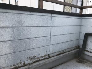 土岐市　外壁塗装　塗り替え塗装工事　ベランダ内壁　腐食　張り替え　板金　見積もり依頼　