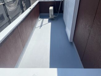 多治見市 外壁塗装工事 塗り替え塗装 汚れ 黒カビ 苔 こけ コケ シリコン塗料 耐候性 低汚染性 見積り無料 劣化診断 下見 現場調査 プロタイムズ 多治見店 日成ホーム 塀 汚れ ベランダ床 バルコニー 破風塗り替え マックスシールド 高耐候 光沢 白色 ベランダ防水 リボール