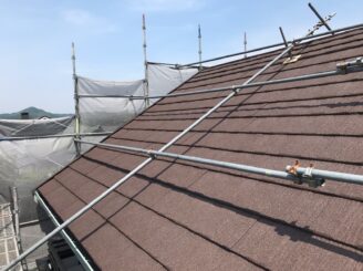 多治見市 屋根カバー工法 板金張り Tルーフ LIXIL 塗り替え塗装 シリコン塗料 ベランダ外壁 塗膜剥離 壁剝がれ 色落ち 退色 カビの発生 コケ 苔 現調 下見 見積もり無料 地元 市内 業者 現場調査 劣化診断 屋根洗浄 バイオ液 高圧洗浄機 階段 アプローチ洗浄 板金 LIXIL リクシル