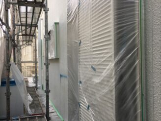多治見市 屋根外壁塗装工事 塗膜剥離 捲れ 色の変退色 色の退色 変色 色落ち プロタイムズ 日成ホーム 見積り無料 樋 苔の発生 軒先 ボロボロ 外壁汚れ 亀裂 ひび割れ 隙間 浮き 現調時 塗り替え前 幕板塗膜剝離 チョーキング現象 雨戸 カビ 配管 錆の発生 サビ 養生完成