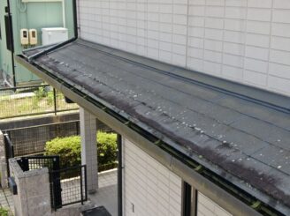 土岐市 屋根外壁塗装 塗り替え工事 亀裂 ひび割れ 補修 コーキング シーリング 色の退色 色落ち 見積り無料 相談無料 施工前 屋根劣化 下屋根 カビ 苔 コケ