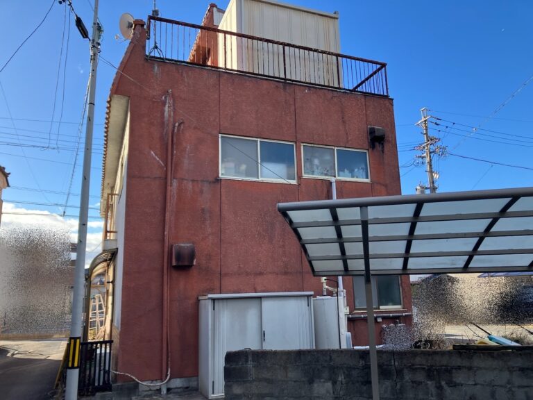 多治見市神楽町　施工前　外壁塗装　屋根塗装　防水工事　トイレ交換　洗面台交換　階段絨毯交換　日成ホーム　プロタイムズ多治見店