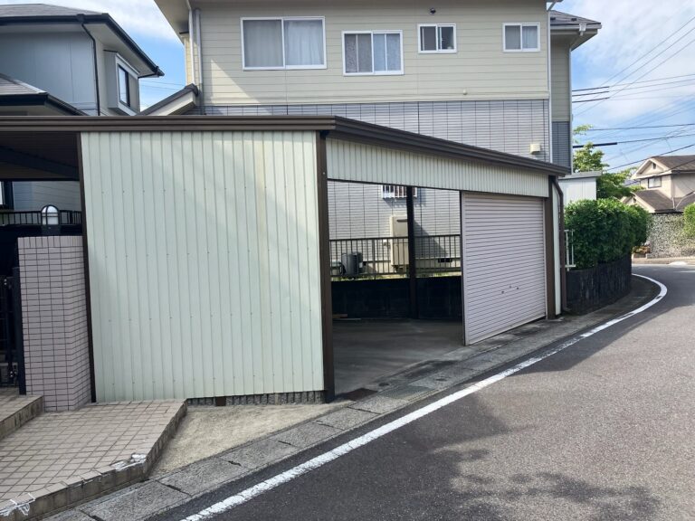 多治見市脇之島町　駐車場　折半屋根塗装　施工前　塗り替え　日成ホーム　プロタイムズ多治見店