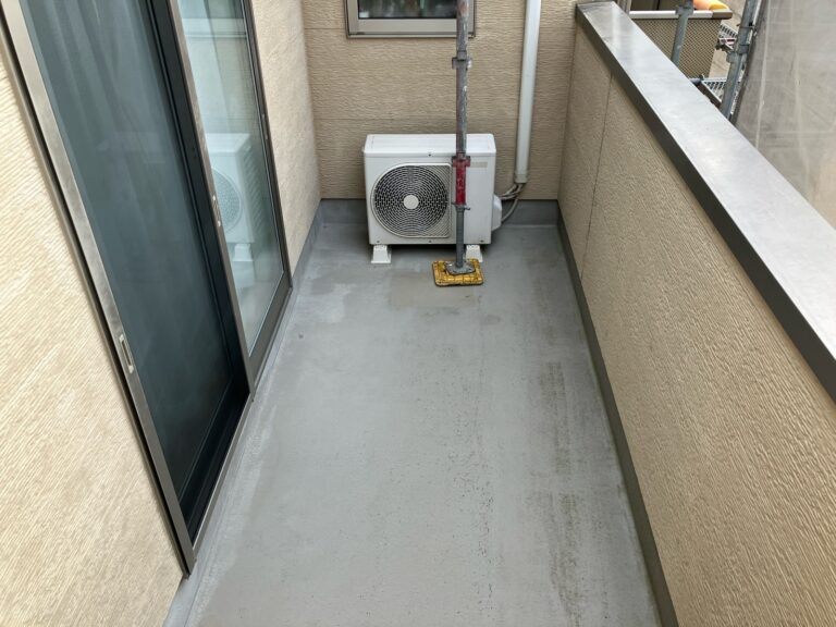 多治見市　ベランダ防水工事　施工前