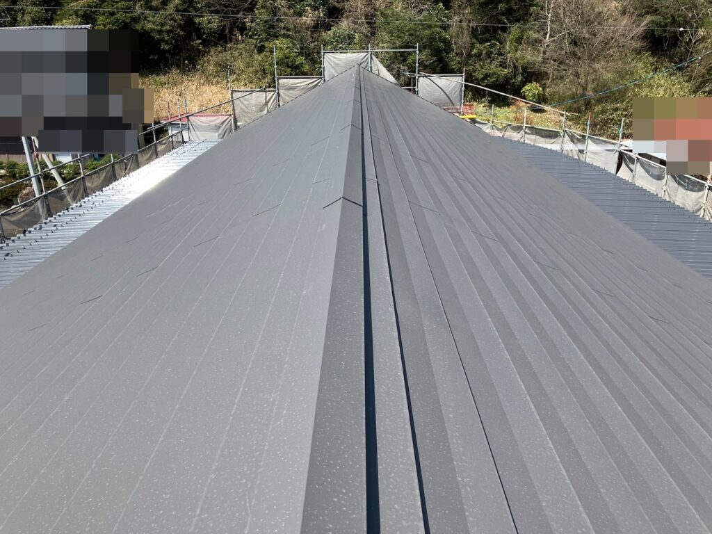 屋根カバー工事完成