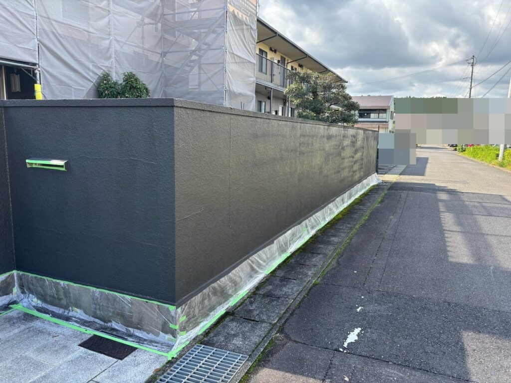 エクスファインで塀塗装