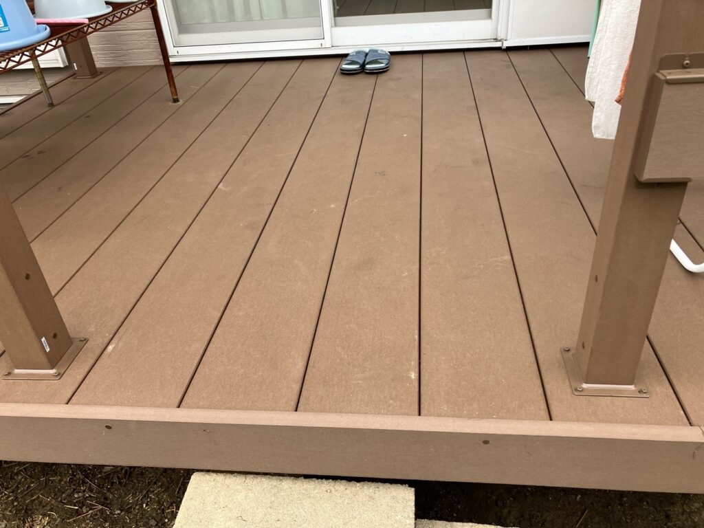 ウッドデッキ交換後　多治見市