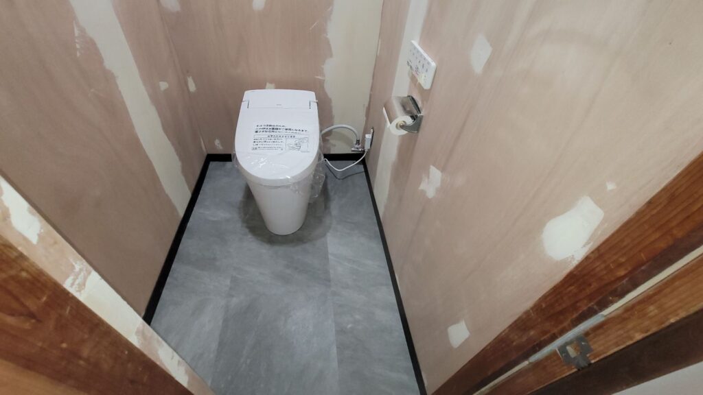 トイレリフォーム　トイレ本体交換