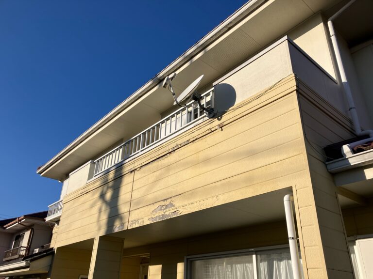 多治見市脇之島町　ベランダ外壁　劣化症状