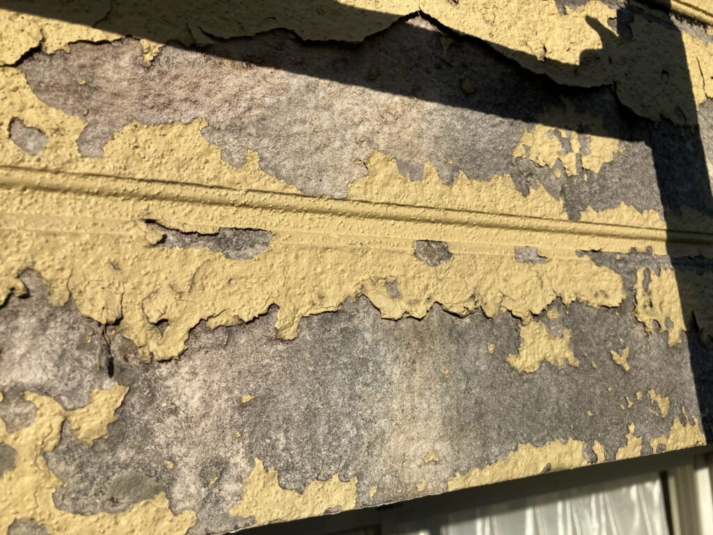 多治見市脇之島町 ベランダ外壁 劣化症状 捲れ