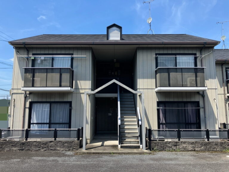 瑞浪市北小田町　アパート　屋根外壁塗装工事　塗り替え前