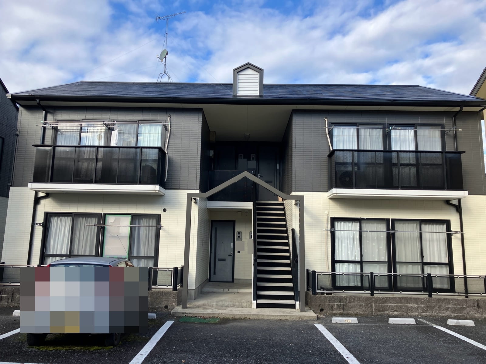 瑞浪市北小田町　アパート　屋根外壁塗装