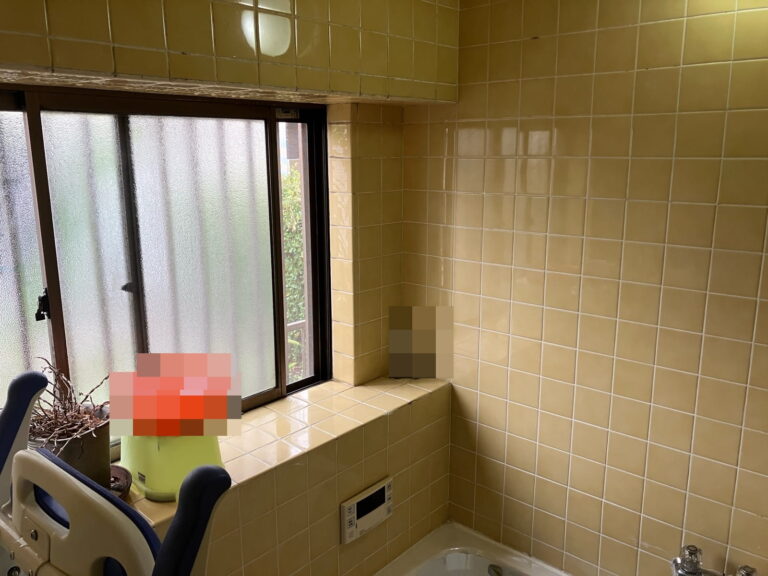 多治見市脇之島町　お風呂窓リフォーム　　前