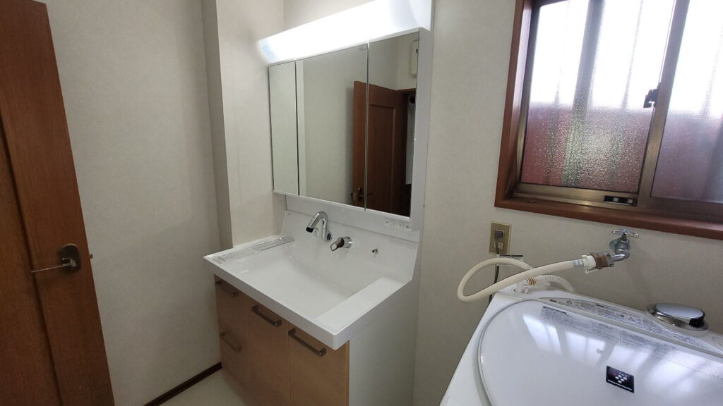 多治見市脇之島町　洗面所リフォーム