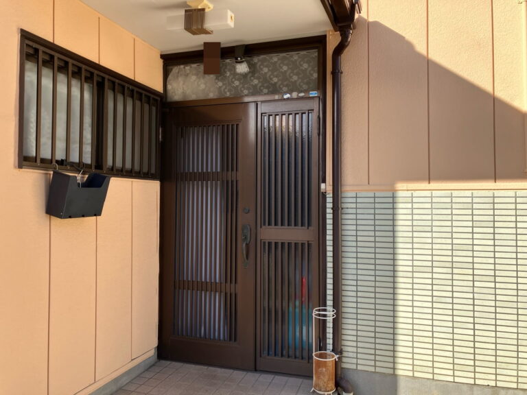 多治見市星ケ台　玄関ドア交換工事　施工前写真