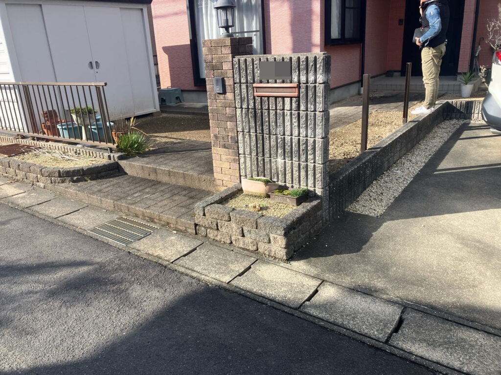 多治見市赤坂町　駐車場拡張工事　外構工事　前