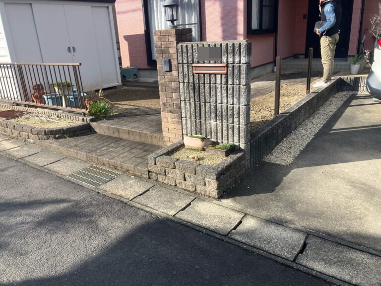 多治見市赤坂町　駐車場拡張工事　外構工事　前