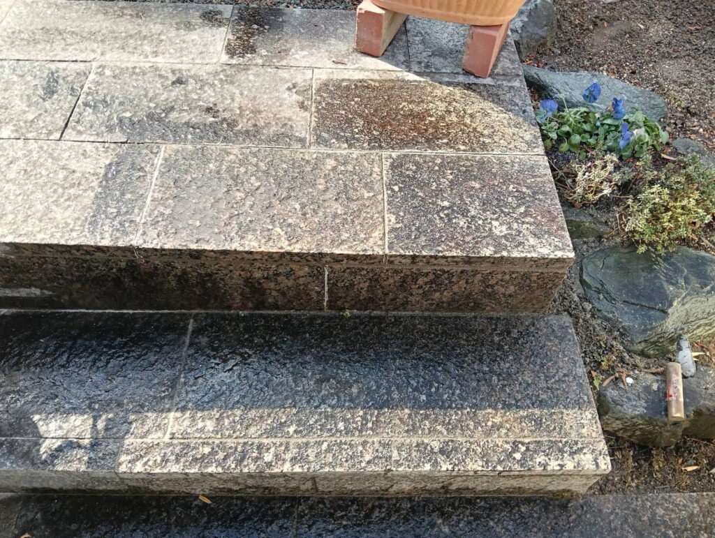 多治見市脇之島町　タイル補修工事　完成