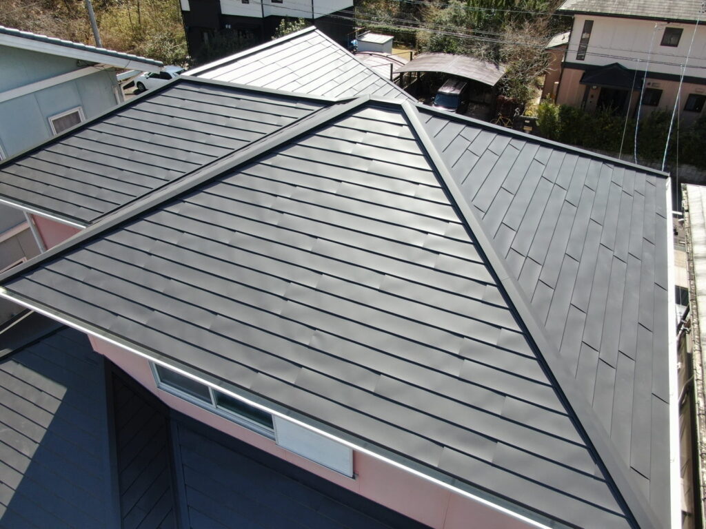 土岐市泉町久尻　屋根カバー工事　完成